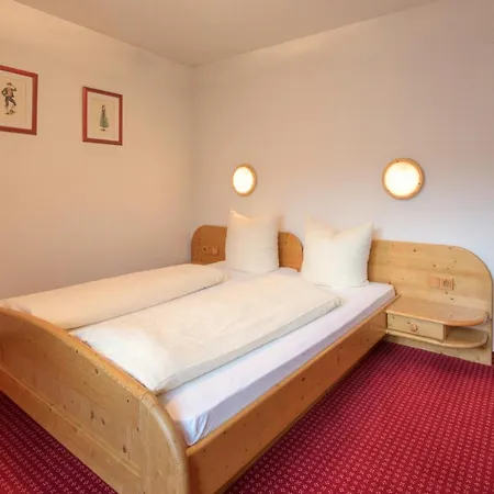 Barbara サンクト・アントン・アム・アールベルク